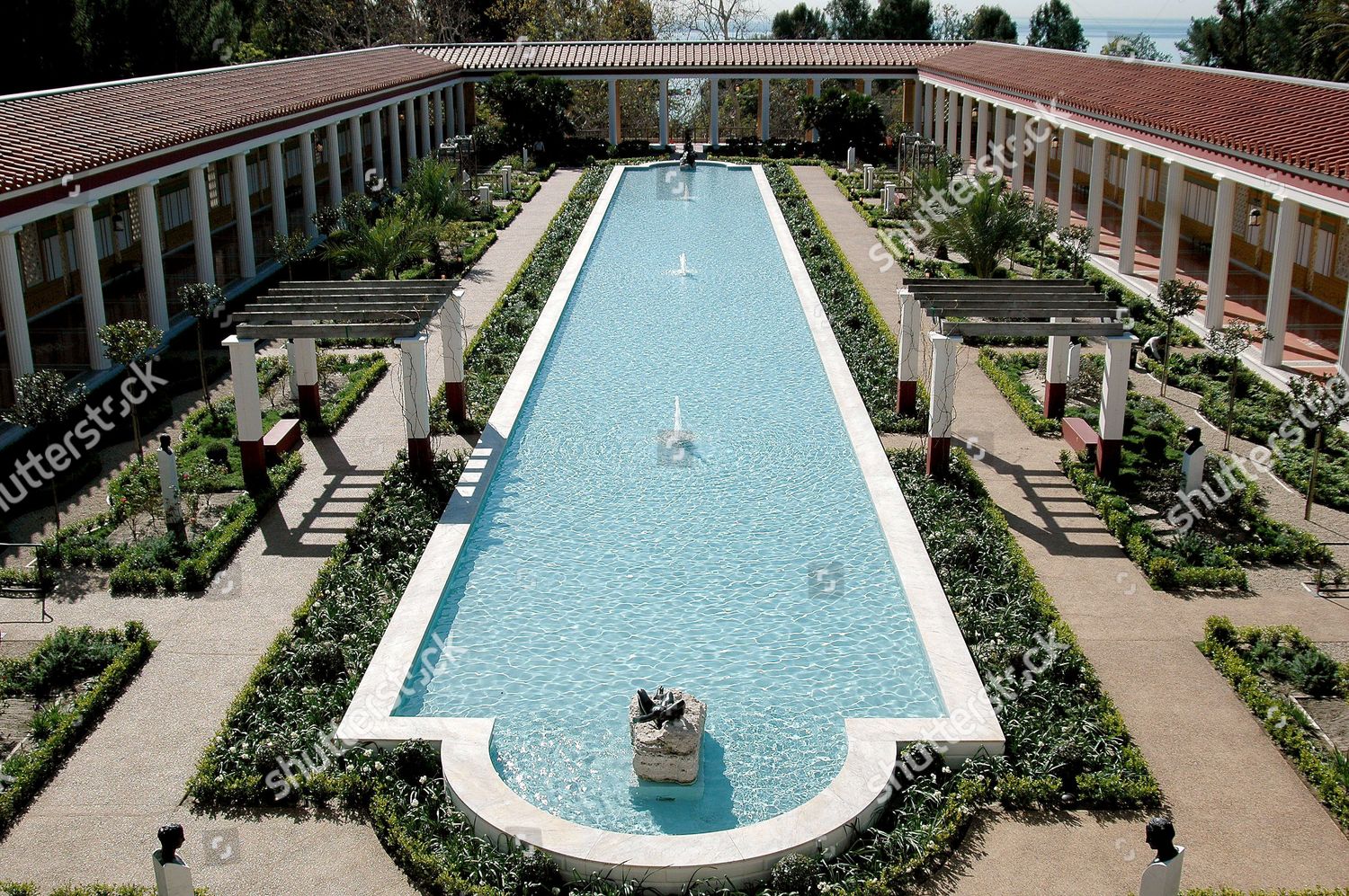 Download J paul getty trust For iPhone