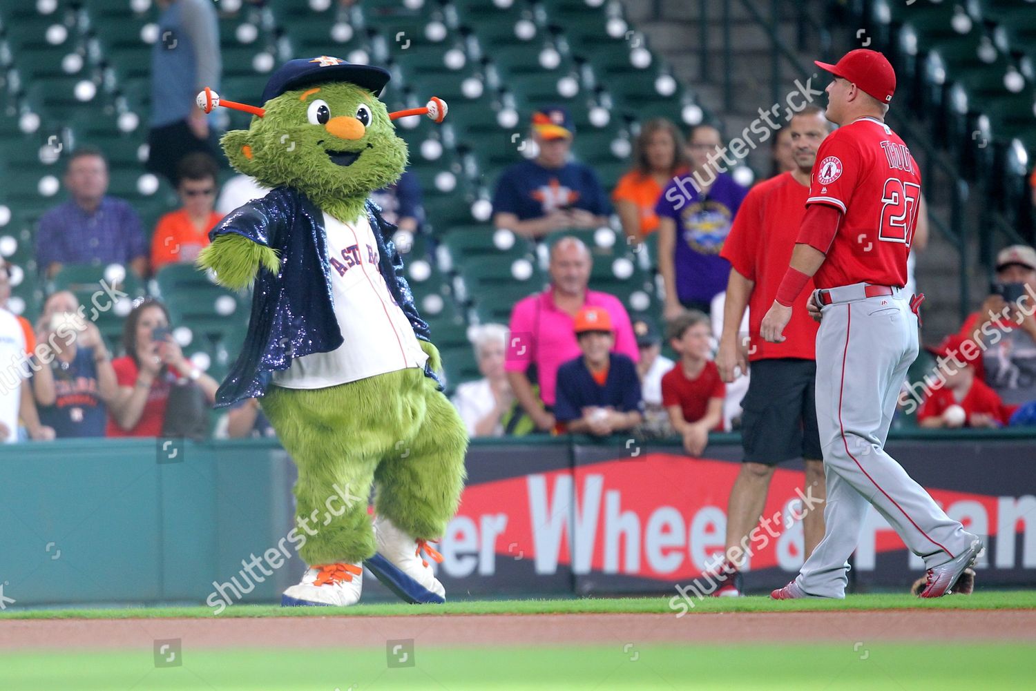 Orbit Houston Astros Mascot Dances Front Editorial Stock Photo - Stock  Image