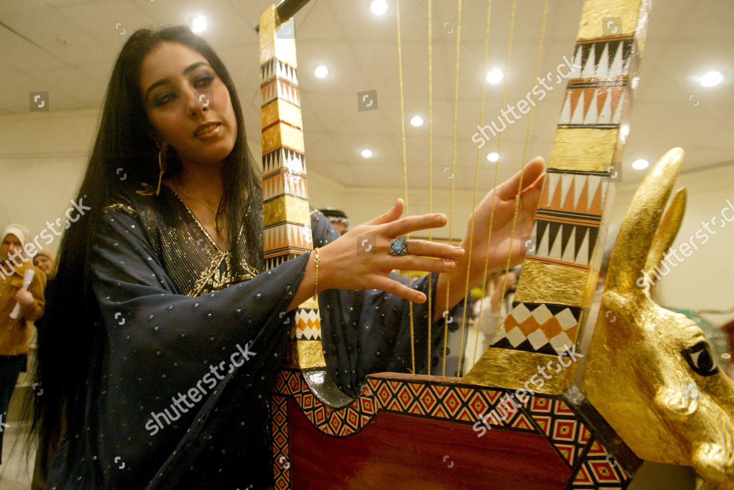 Iraqi Model Wearing Traditional Clothes Jewellery Editorial Stock Photo ...