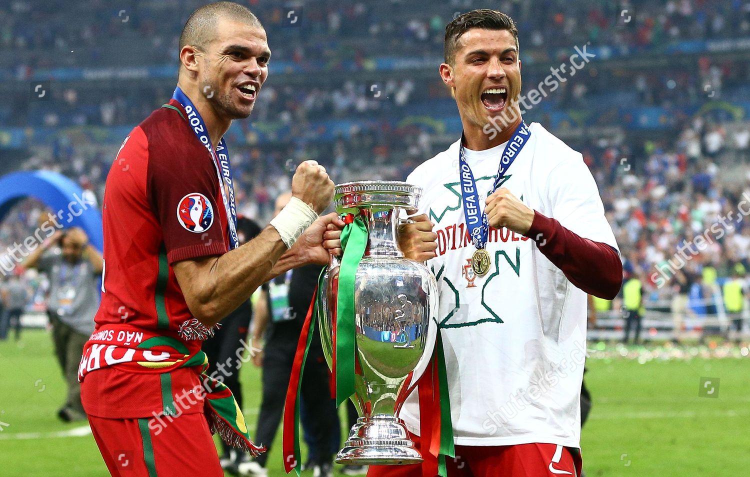 Pepe Cristiano Ronaldo Portugal Celebrate Trophy Full Editorial Stock Photo Stock Image Shutterstock