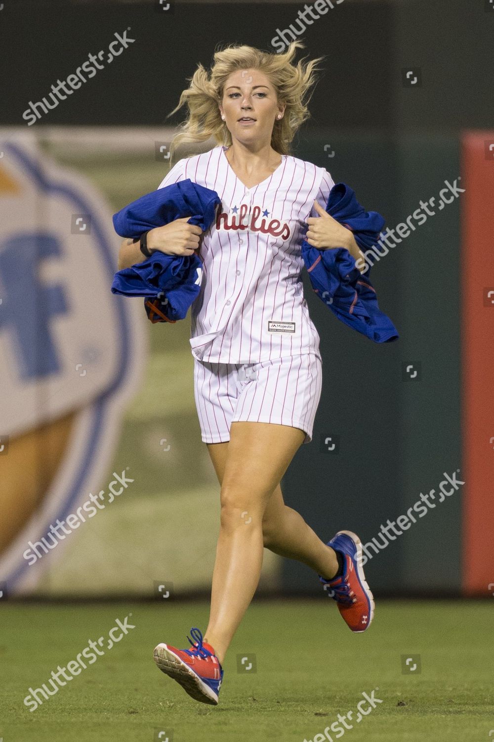 Philadelphia Phillies Ball Girl Runs New Editorial Stock Photo