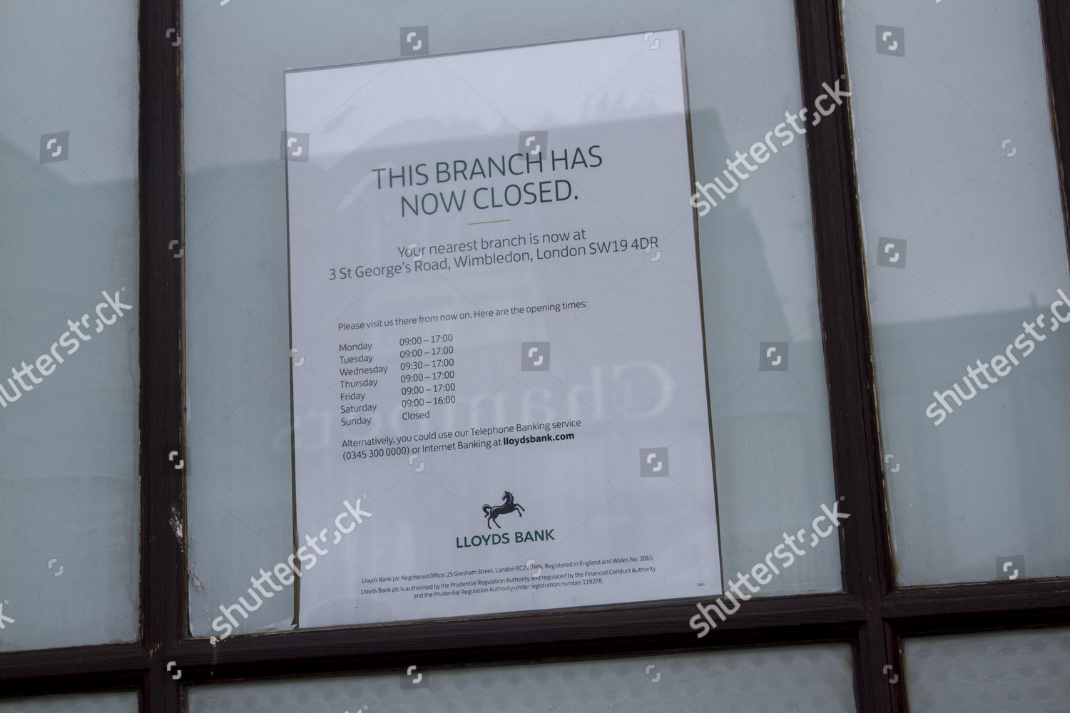 Lloyds Banking Group Announces Plans Cut 3000 Editorial Stock