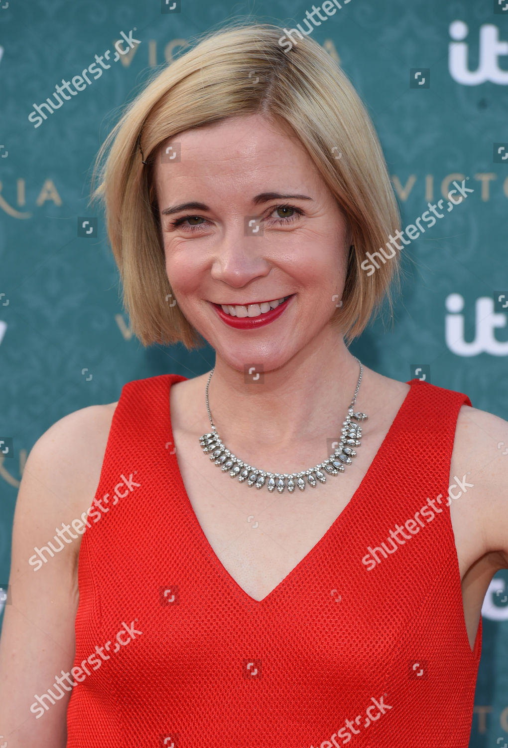 Lucy Worsley's Instagram, Twitter & Facebook on IDCrawl