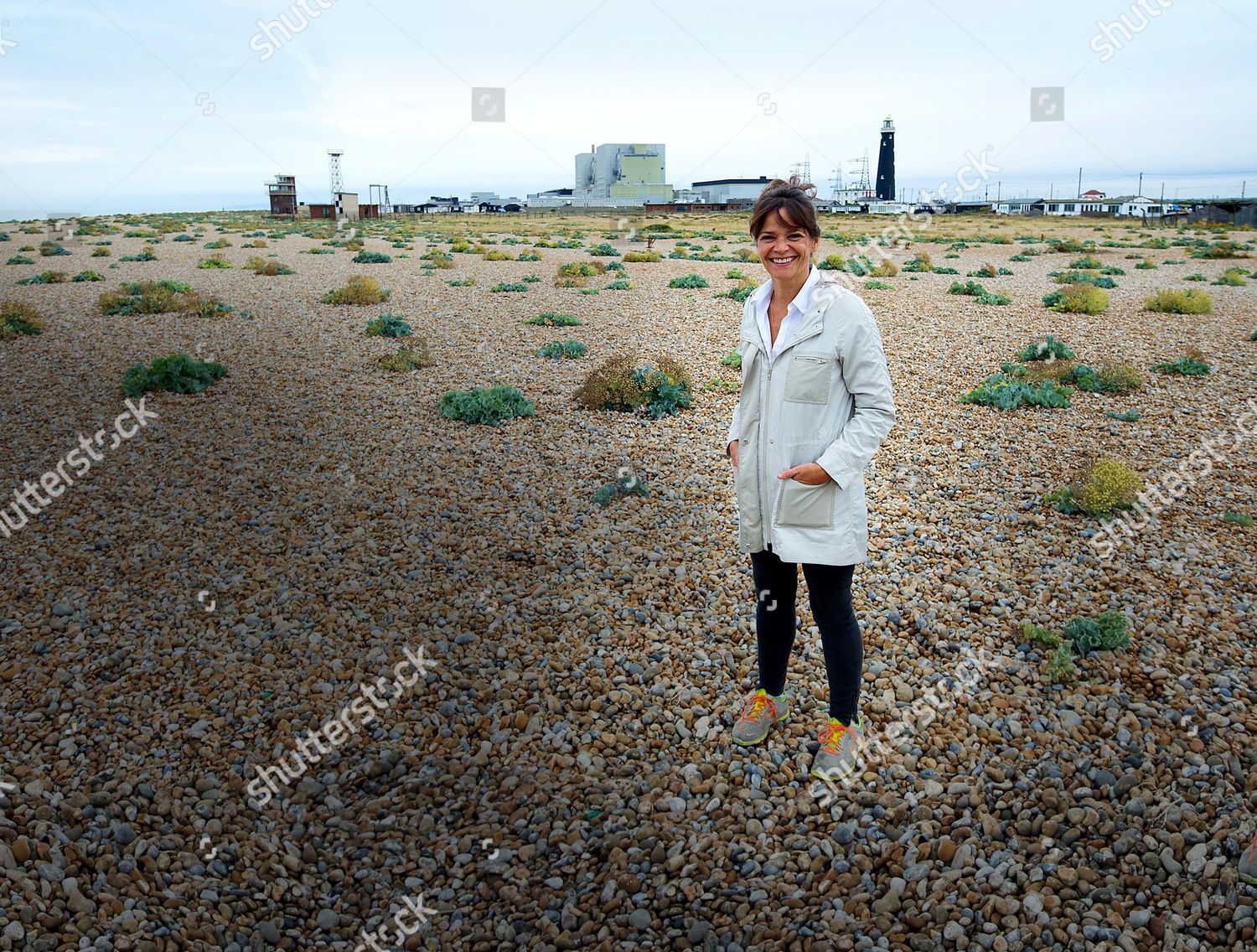 galleri charter fond Daily Mail Writer Jane Fryer Exploring Dungeness Editorial Stock Photo -  Stock Image | Shutterstock