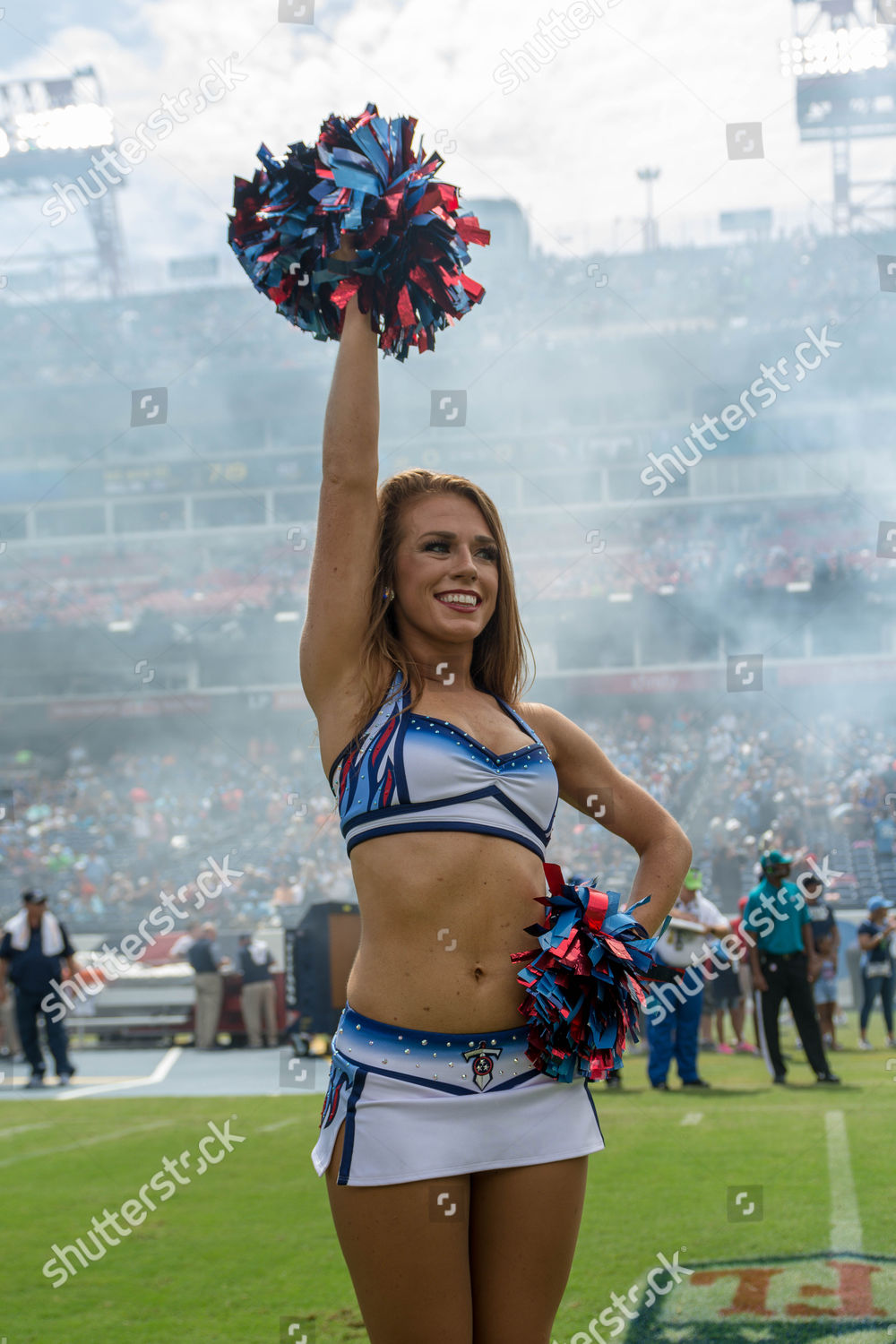 Pin on Cheerleaders - Tennessee Titans