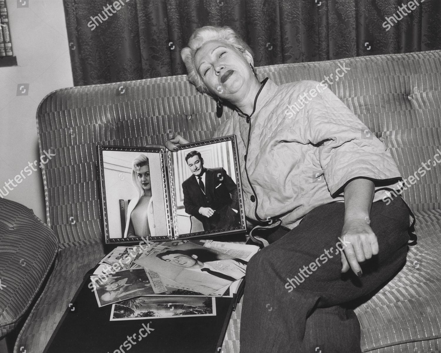 Beverly Aadland Errol Flynn Florence Aadland Foto editorial en stock