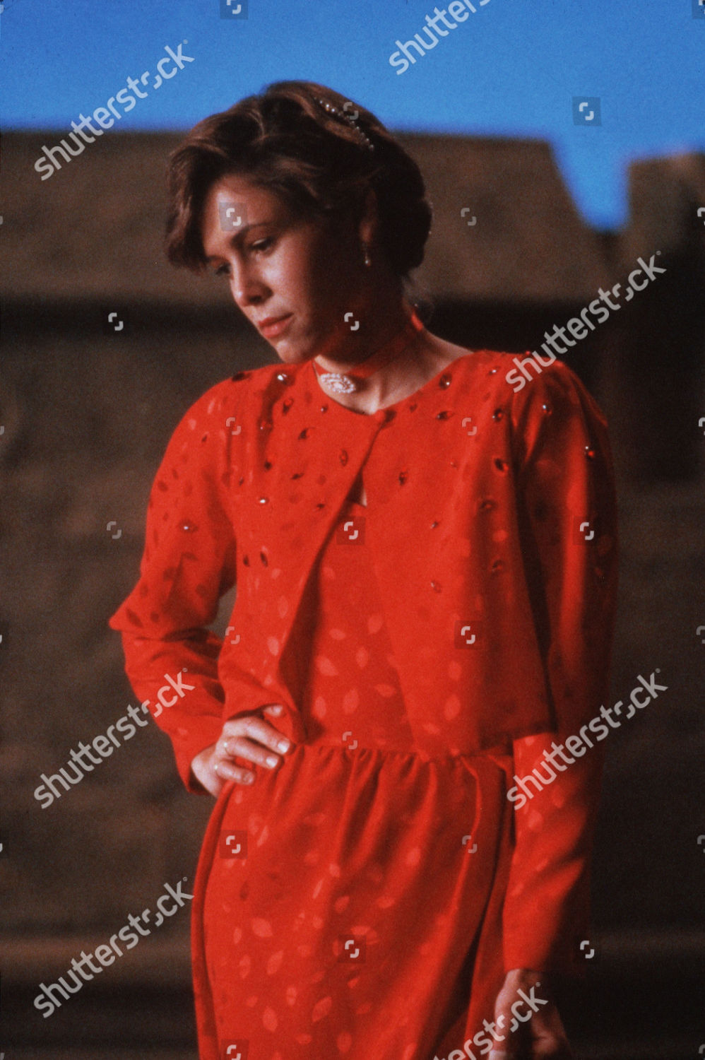 Communication on this topic: Elias Koteas, elias-koteas/ Discussion on this topic: Annie Potts, elias-koteas/