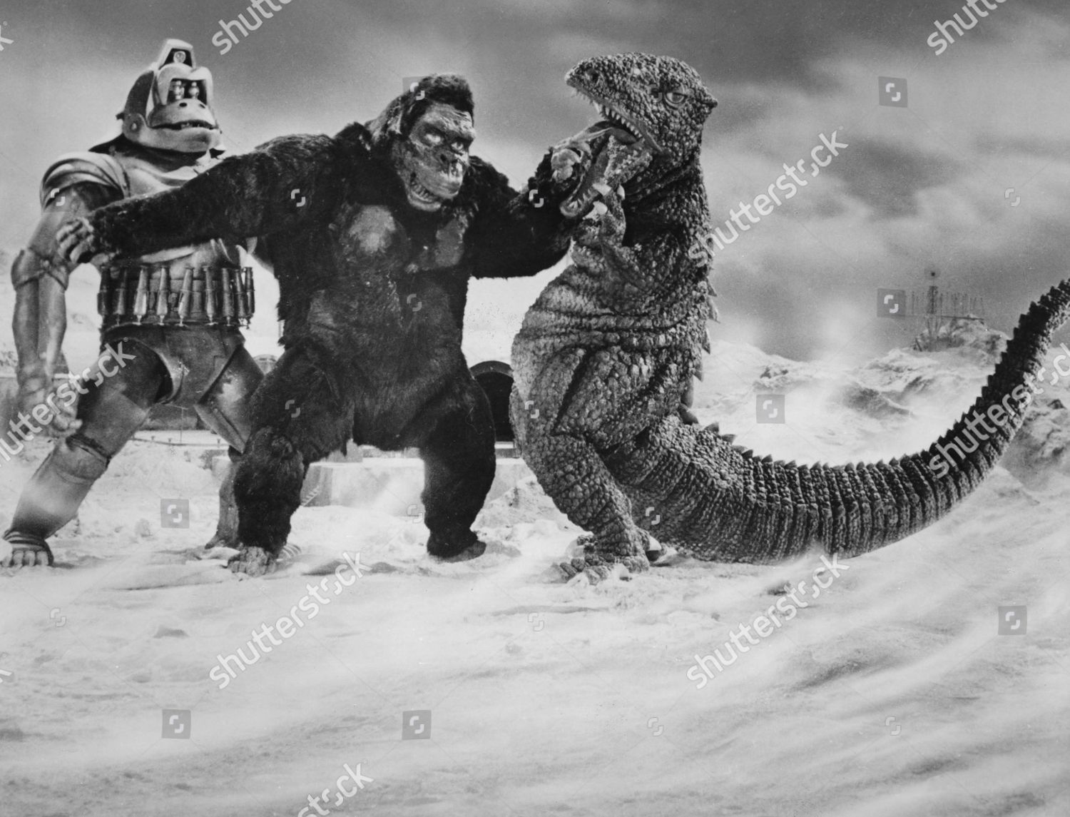 King Kong Escapes 1967 - Foto de stock de contenido editorial: imagen de  stock | Shutterstock