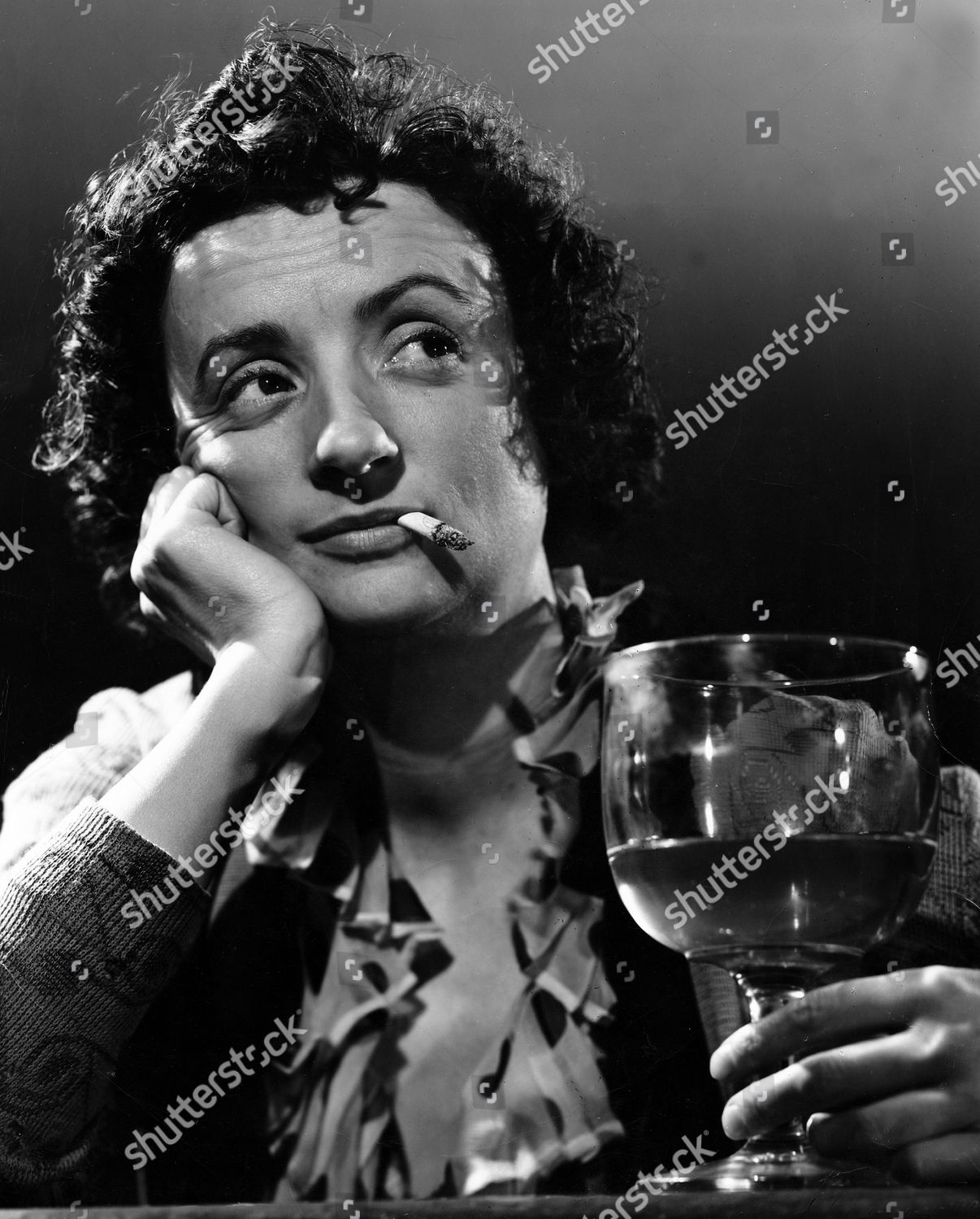 Hallie Meyers-Shyer,Emily O'Brien born May 28, 1985 (age 33) XXX gallery Patricia Routledge (born 1929),Perri Lister Samantha Smith,Victoria Clark Adult clip Bing Loyzaga (b. 1970),Shakira Caine