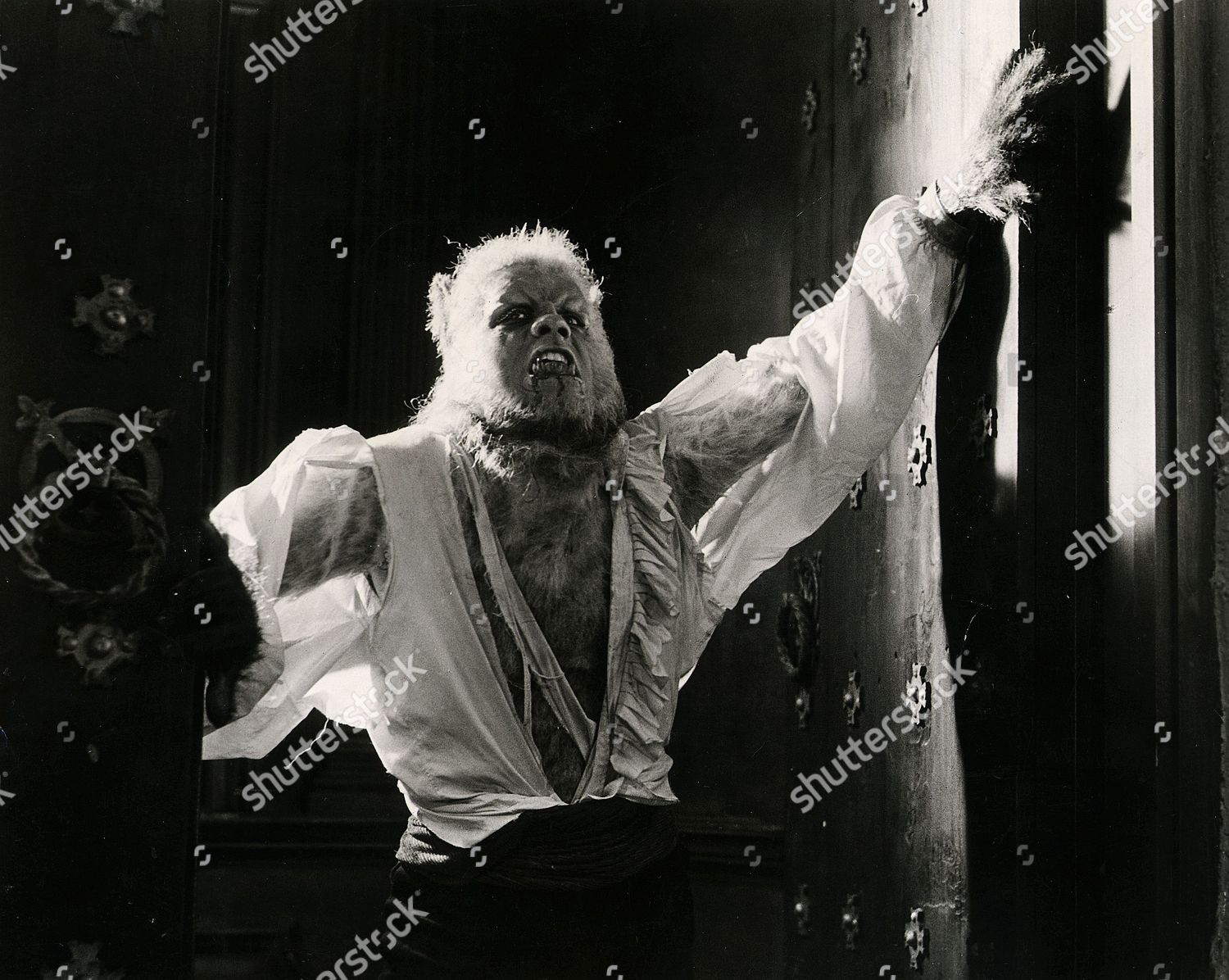 Oliver Reed のエディトリアルストック写真 ストック画像 Shutterstock