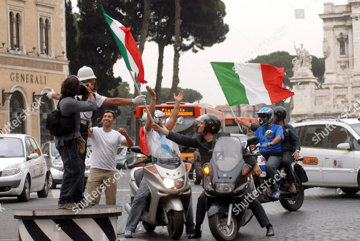 Fans Celebrate After Italy Beat Czech Republic Editorial Stock Photo Stock Image Shutterstock