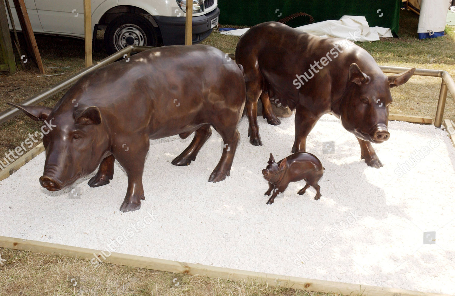 Pig Statues Editorial Stock Photo Stock Image Shutterstock   Shutterstock 595553ak 