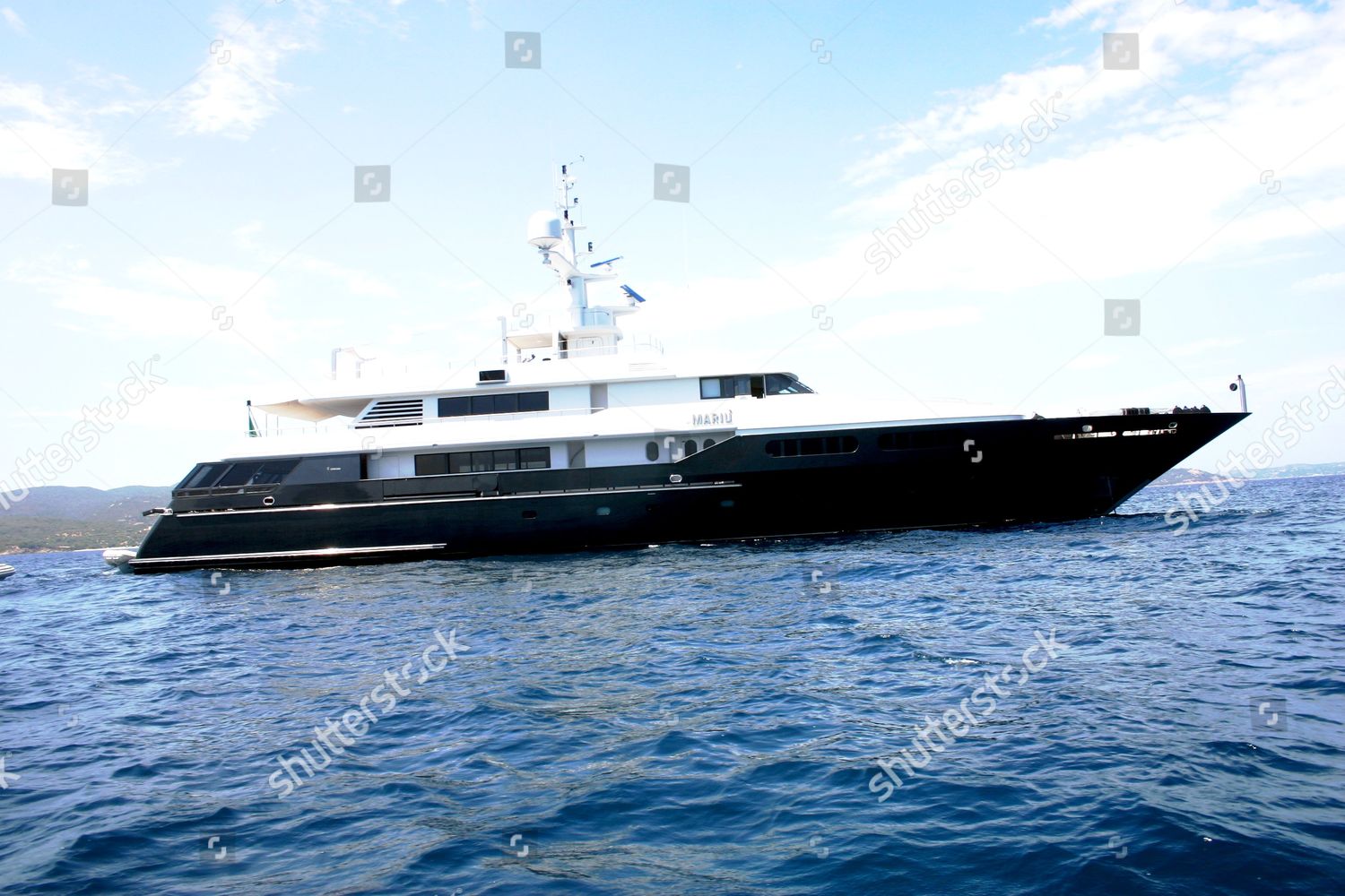 armani yacht main