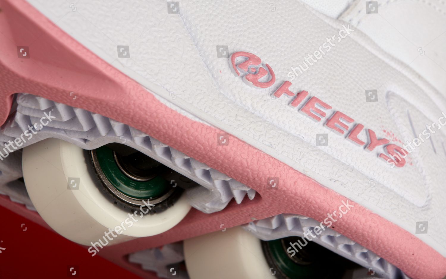 heelys with wheels in front and back