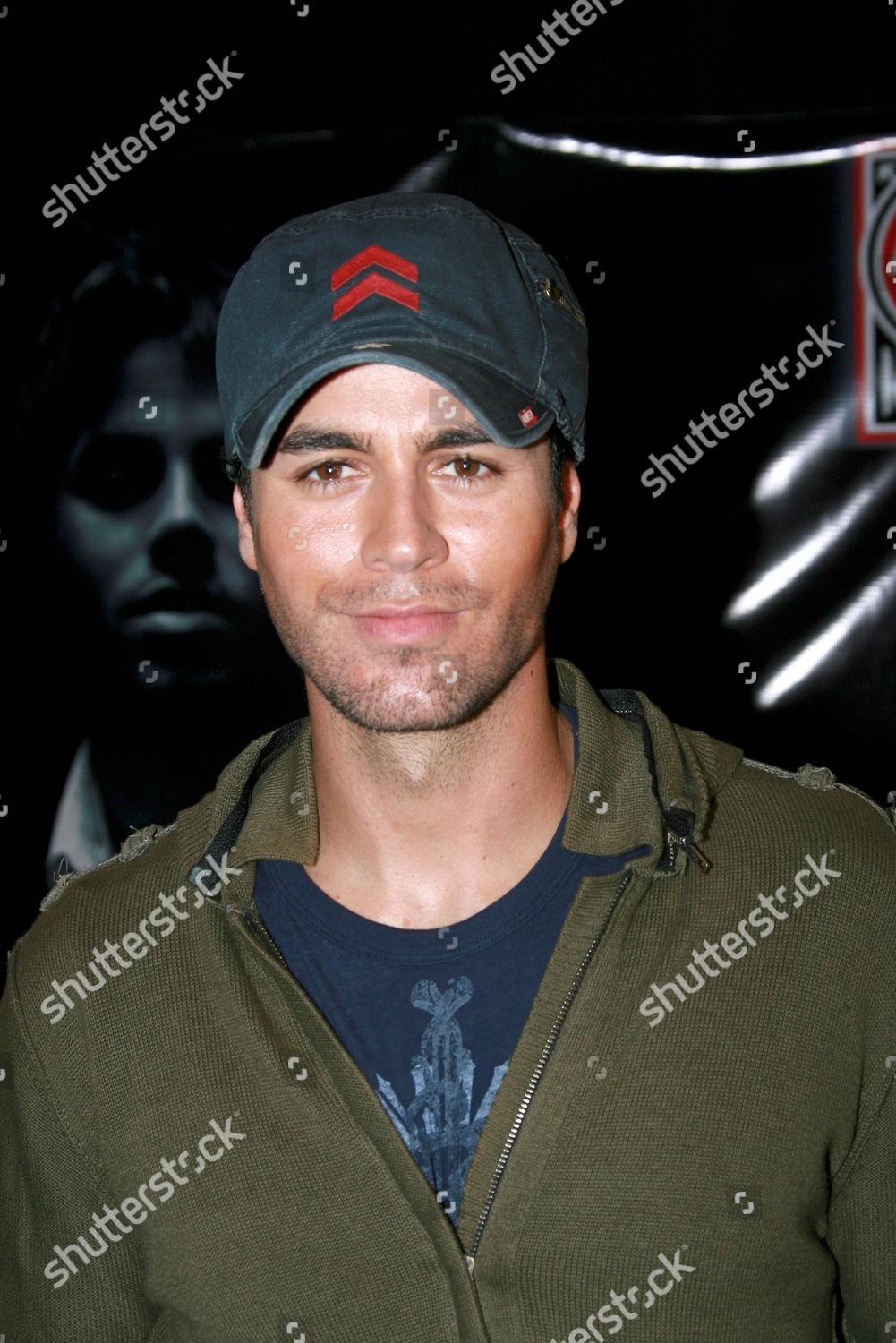 enrique iglesias baseball cap