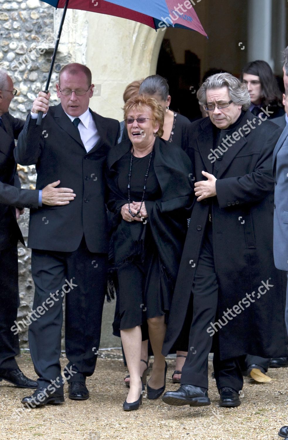Shirley Reid Family Mike Reids Funeral Editorial Stock Photo Stock Image Shutterstock Shirley Reid Family Mike Reids Funeral Editorial Stock Photo Stock Image Shutterstock