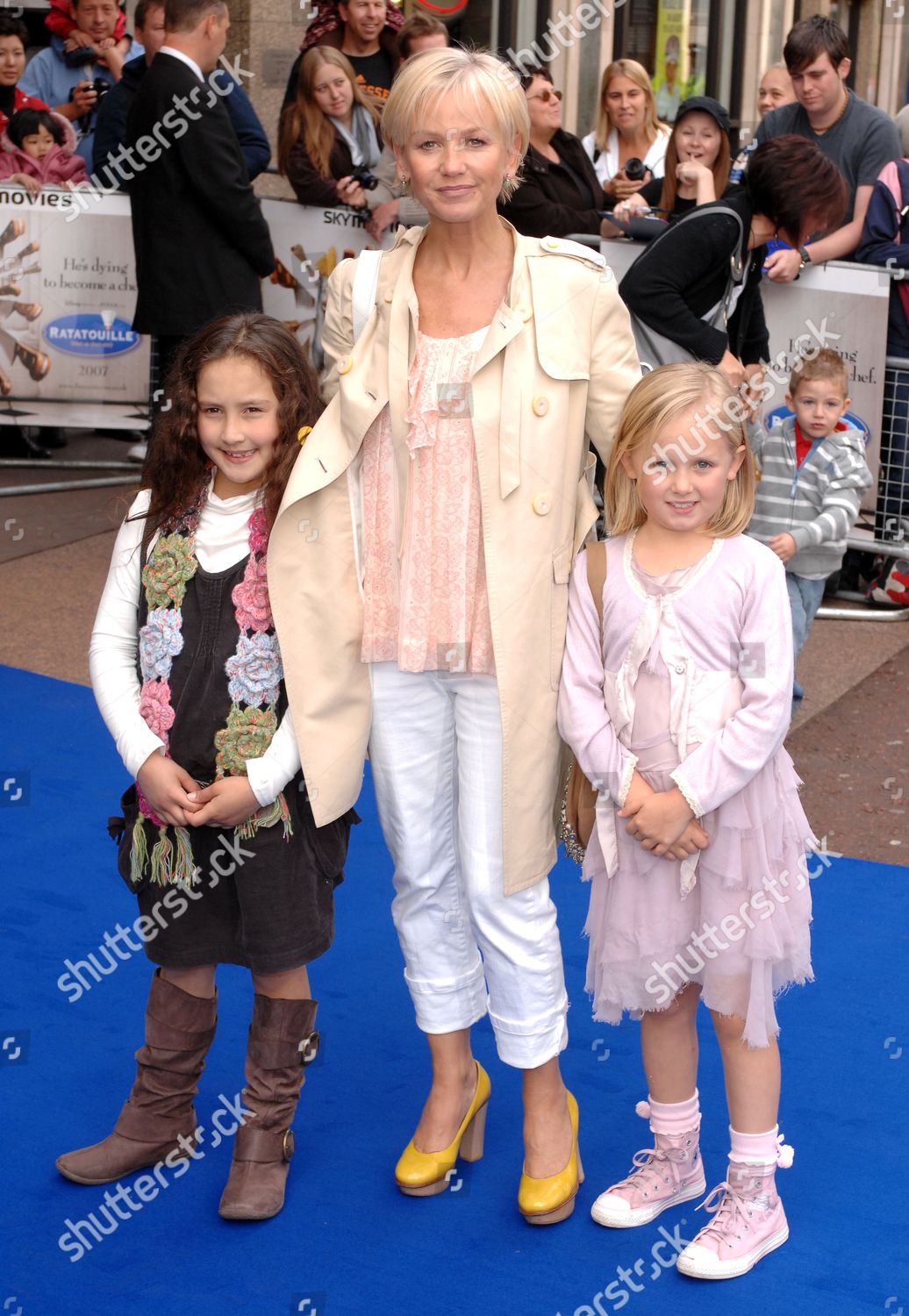 Lisa Maxwell Daughter Beau R Guest Editorial Stock Photo - Stock Image ...