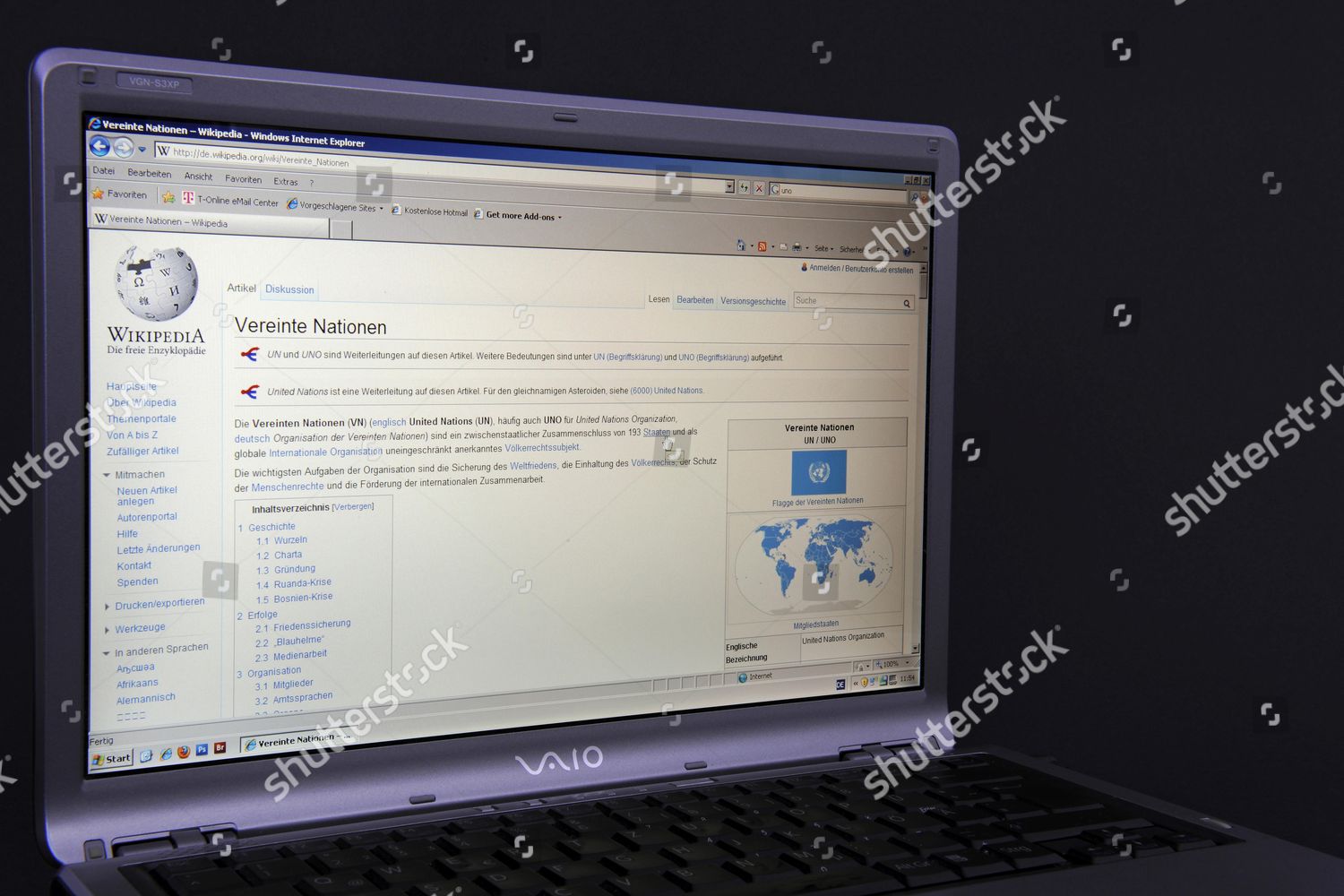 site German Wikipedia page On Screen Editorial Stock Photo