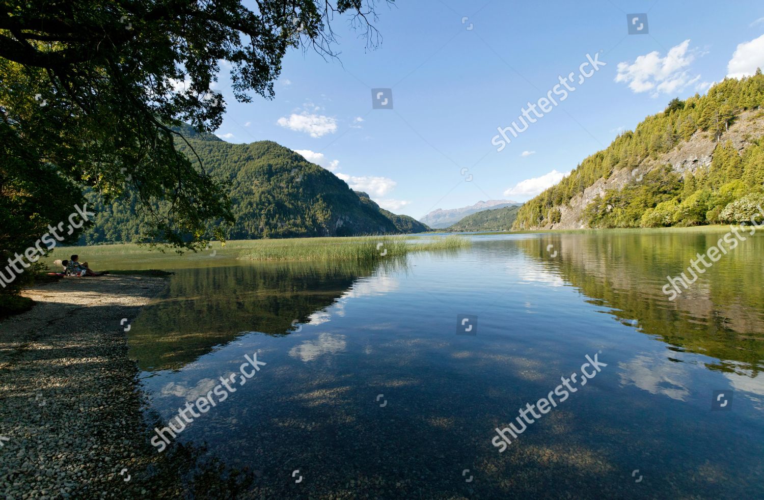Rio Arrayanes River Los Alerces National Editorial Stock Photo - Stock ...