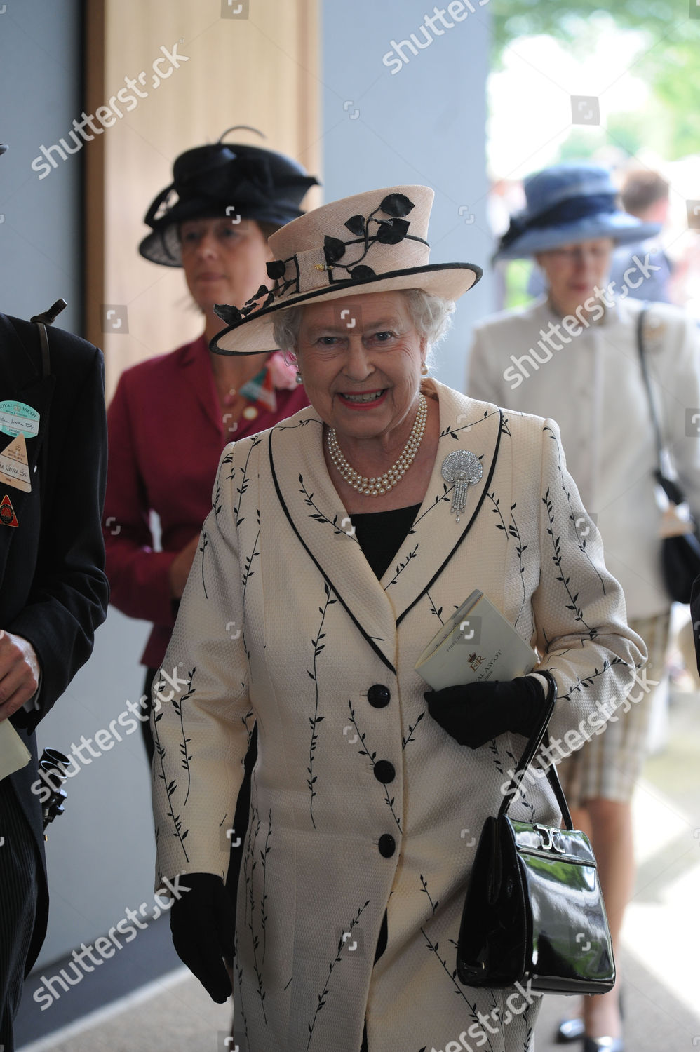 Royal Ascot Queen Elizabeth Ii Editorial Stock Photo - Stock Image ...