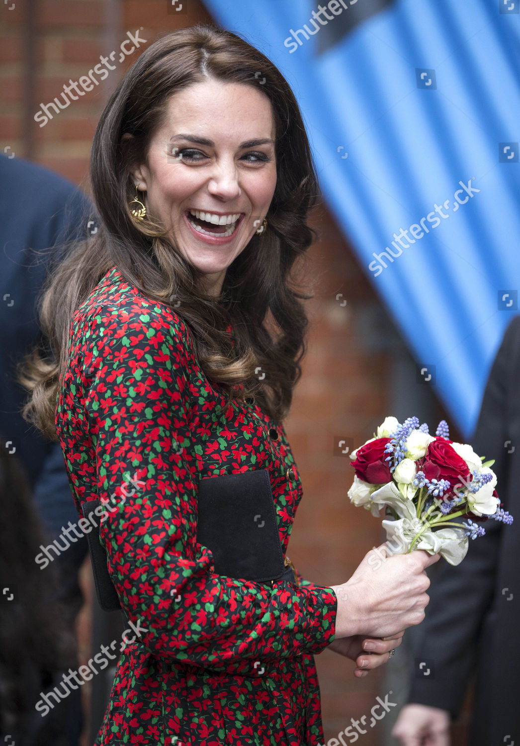 royal-visit-to-youth-support-service-the-mix-london-uk-shutterstock-editorial-7583001i.jpg