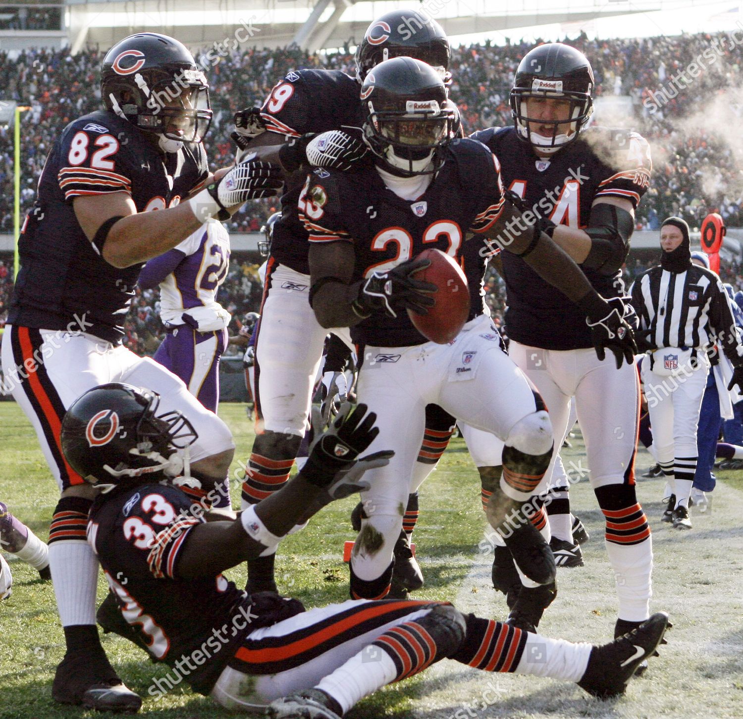 Devin Hester Chicago Bears Football Illustrated Art Poster 