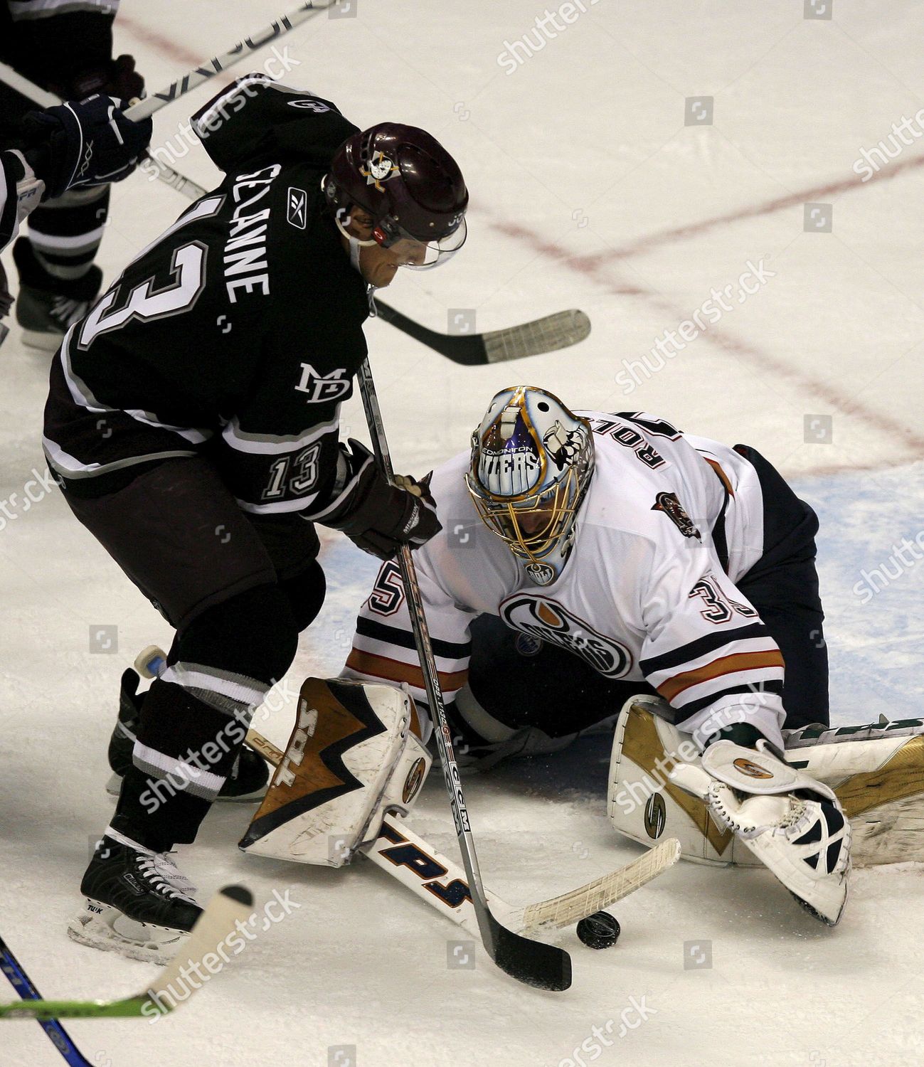 EDMONTON OILERS GOALTENDER DWAYNE ROLOSON R Editorial Stock Photo ...