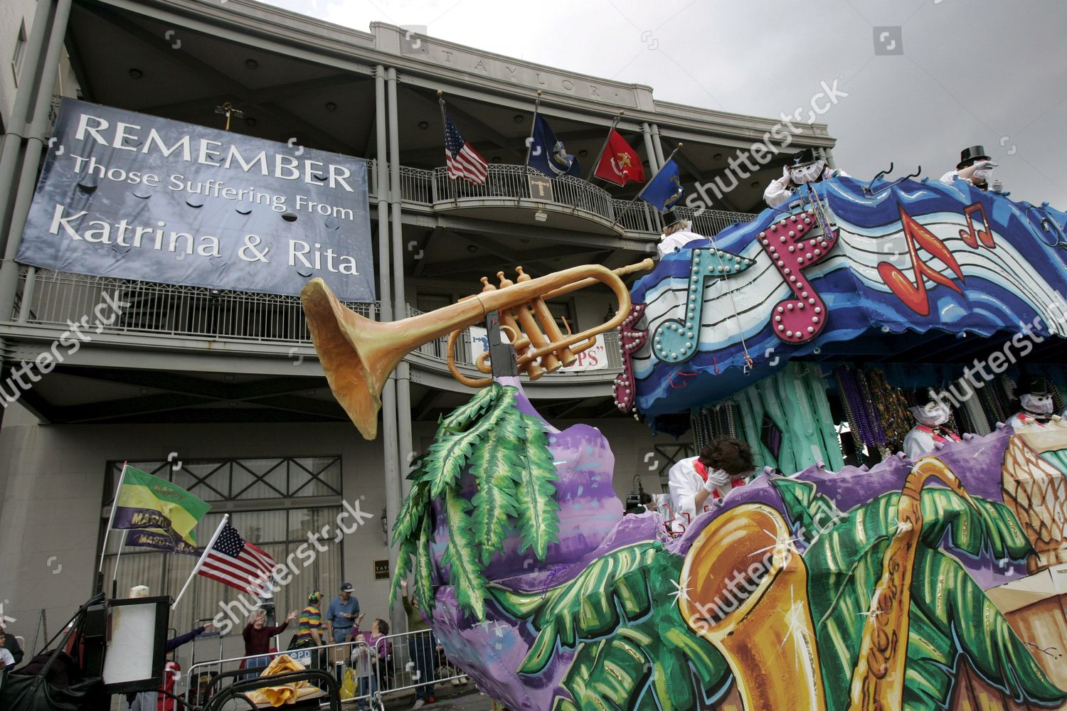 Float Krewe Iris Parade Rolls Past Editorial Stock Photo Stock Image