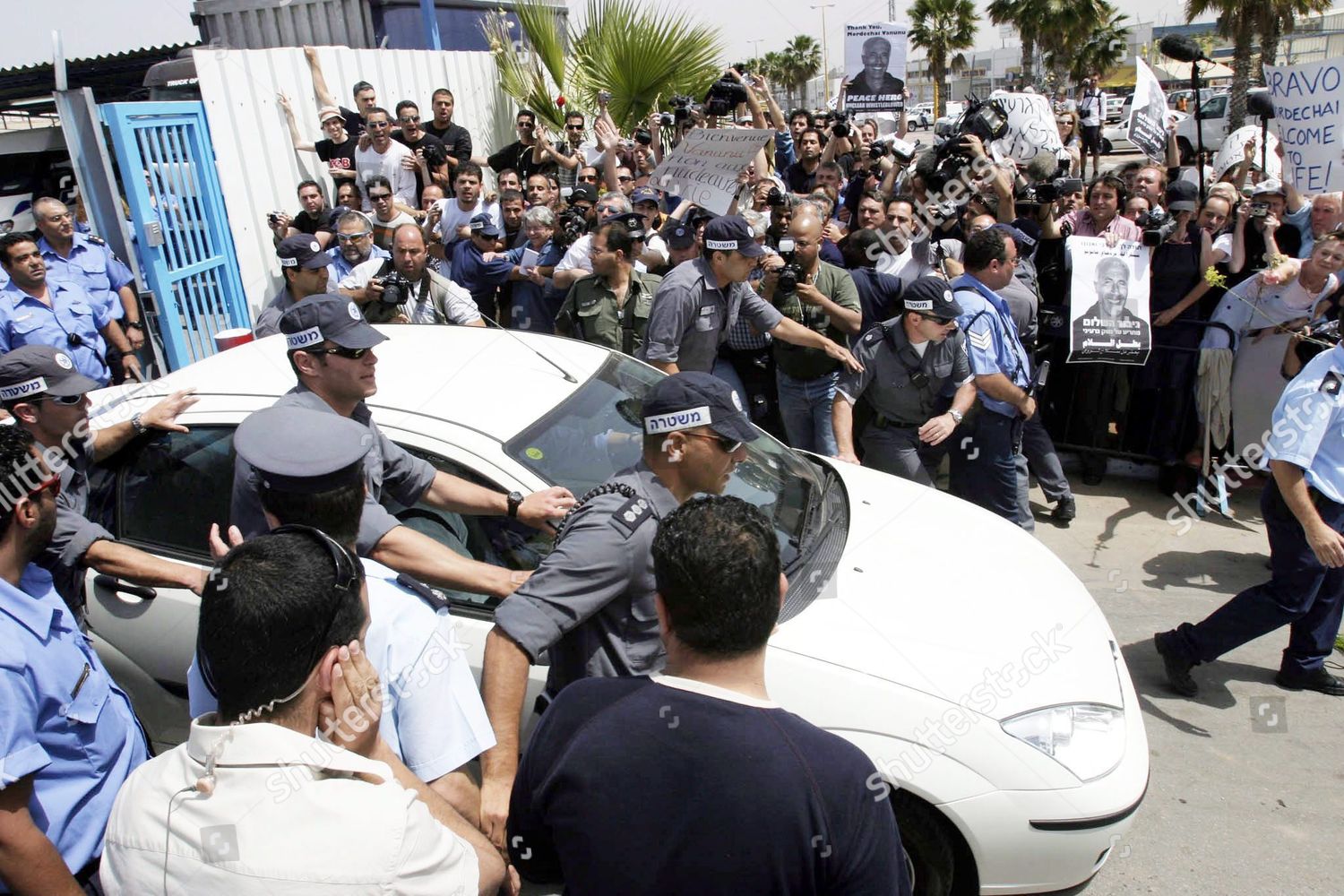 Israeli Nuclear Whistleblower Mordechai Vanunu Driven Editorial Stock ...