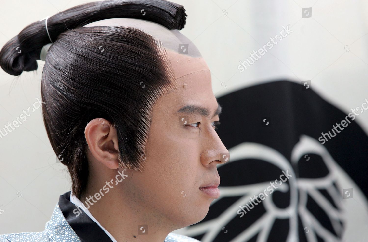 traditional samurai hairstyle