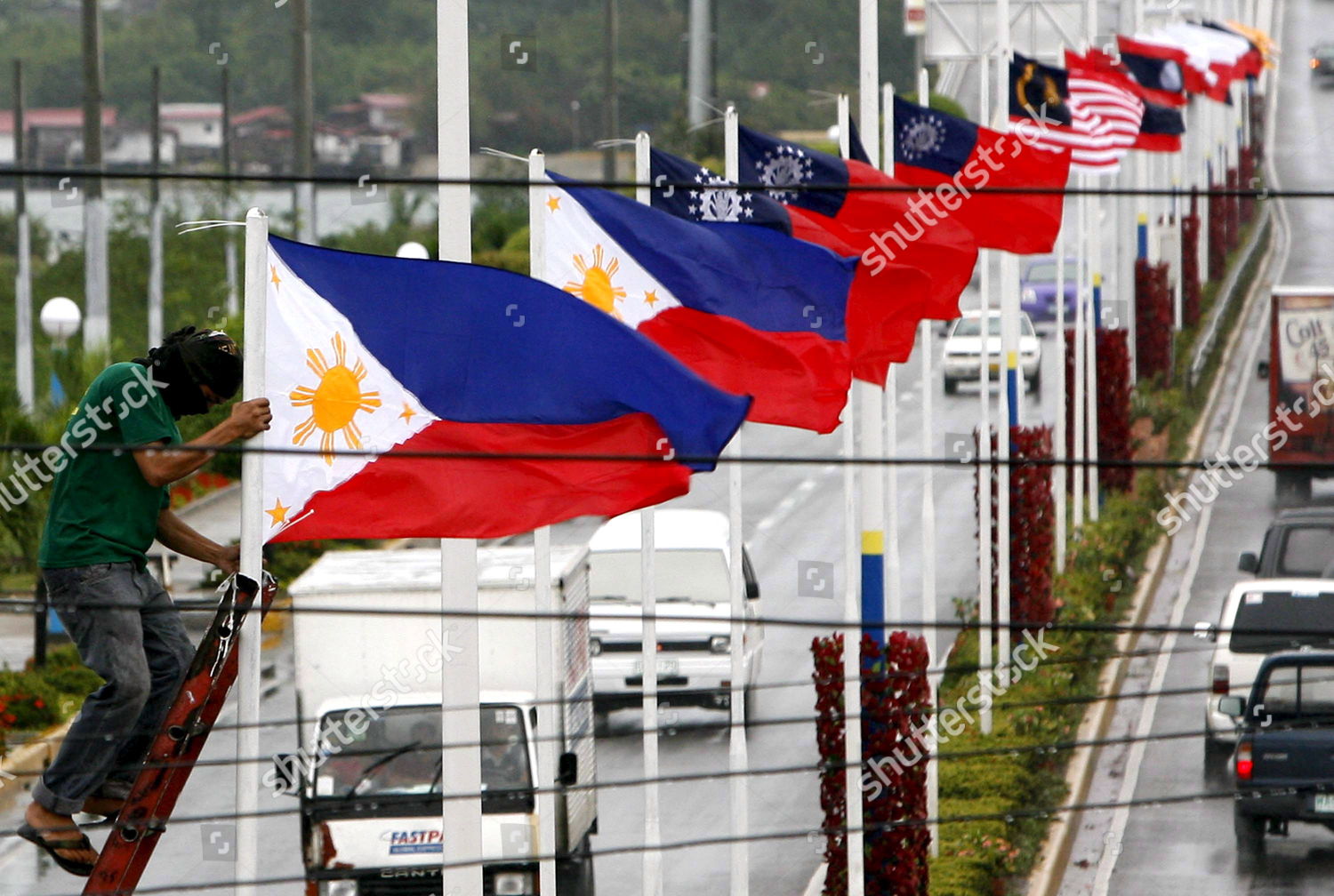 Workers Installs Philippine Flag Along Flags Editorial Stock Photo Stock Image Shutterstock