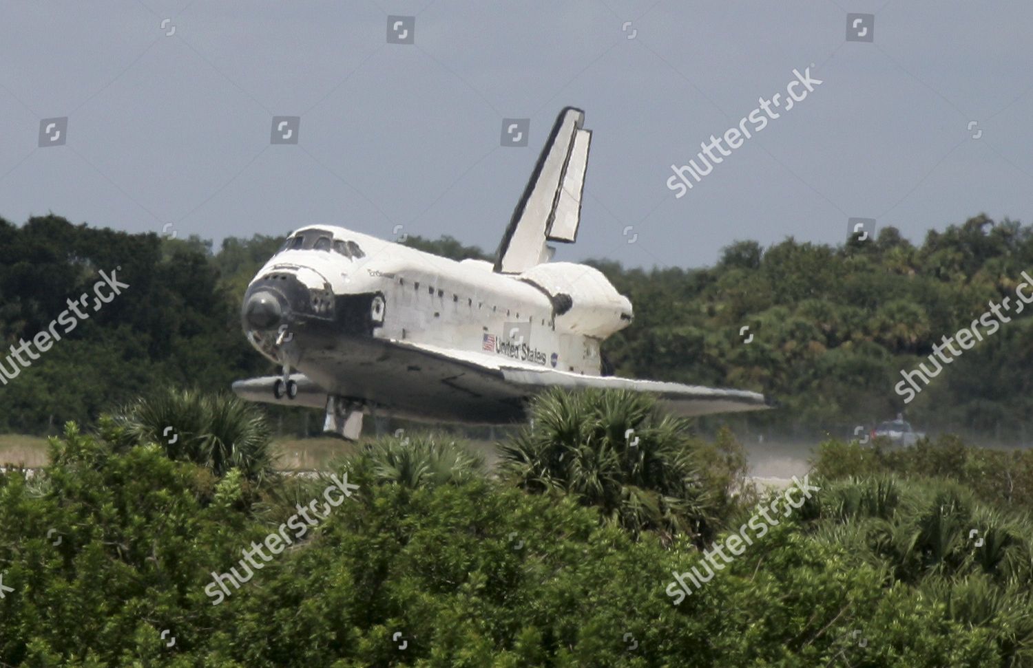 Space Shuttle Endeavour Lands Shuttle Landing Editorial Stock Photo