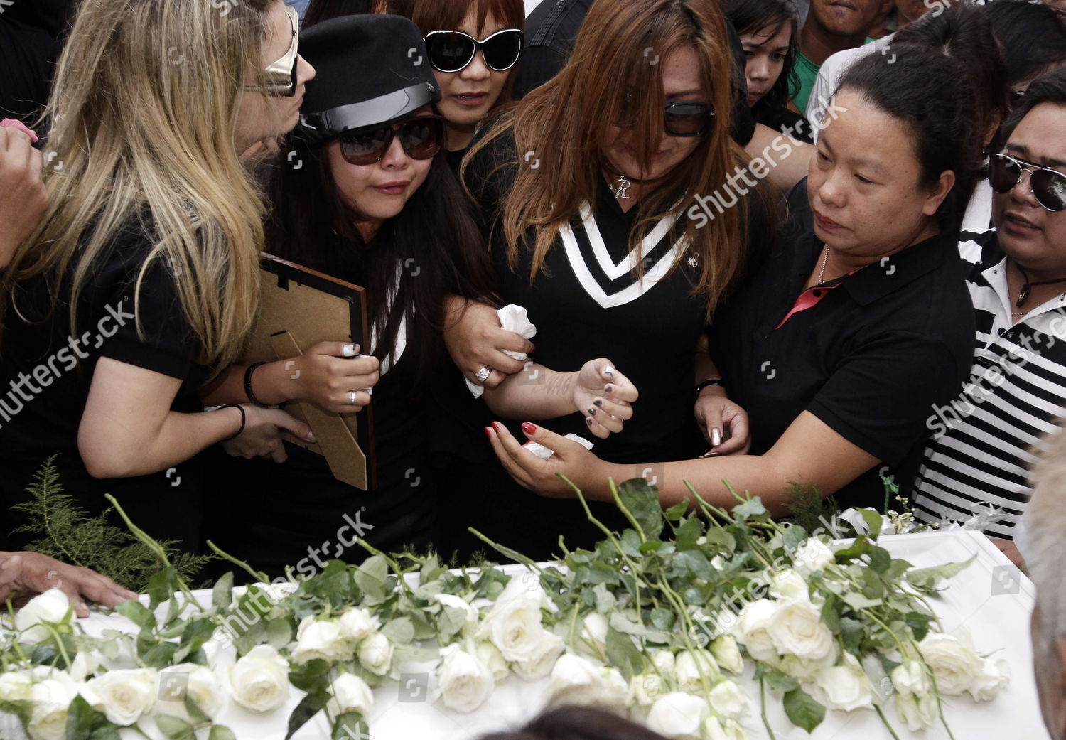 Filipino Singeractress Charice Pempengco 2l Weeps Editorial Stock Photo ...