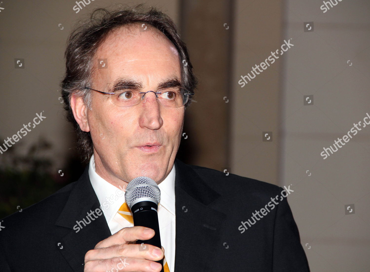 Juergen Schaefer Managing Director Handwerk International Editorial ...