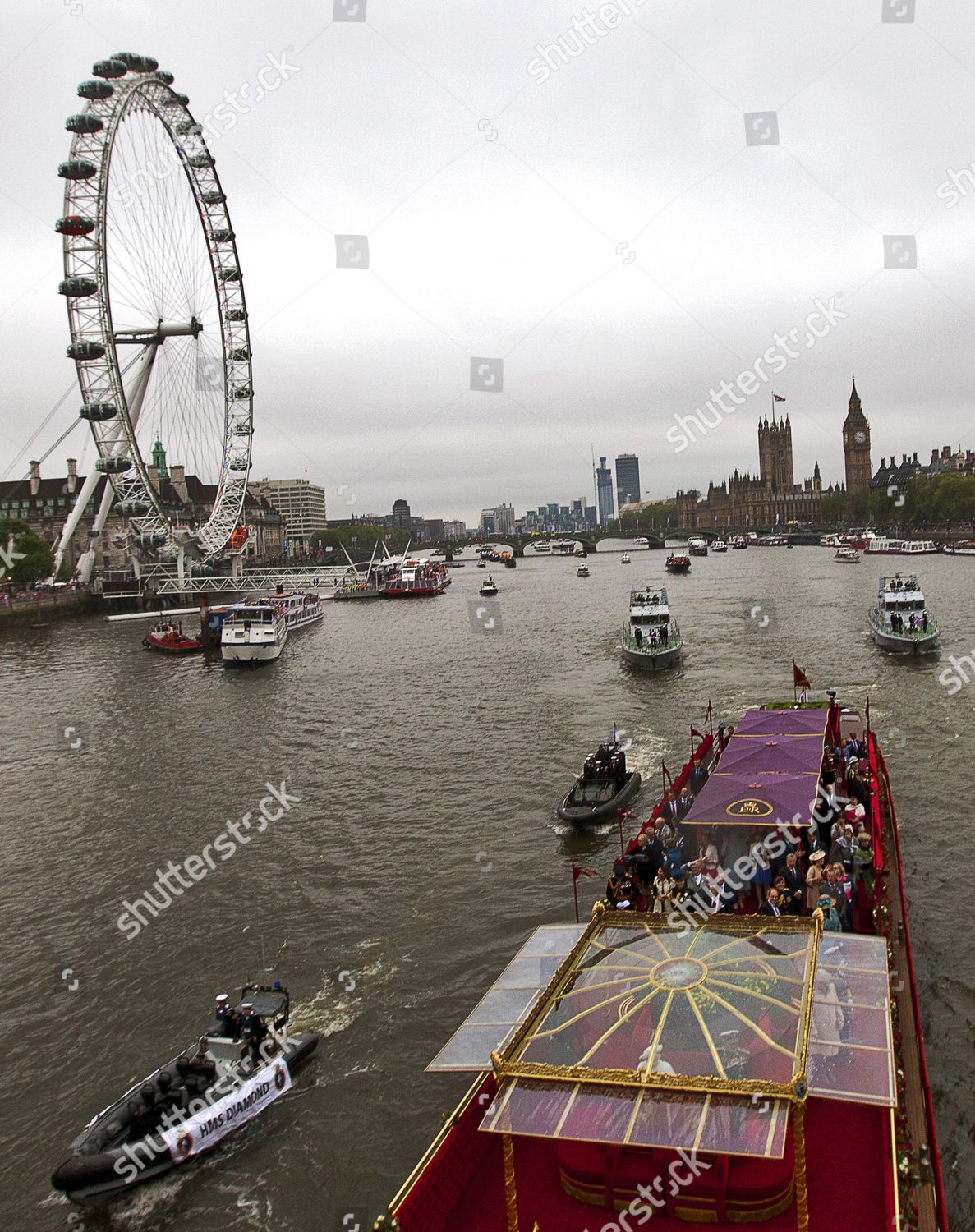 jubilee-bridgeeye-view-spirit-chartwell-royal-editorial-stock-photo