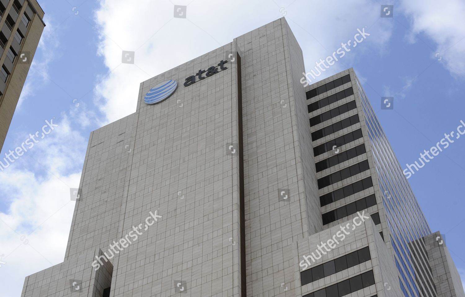 View Whitacre Tower Att Global Headquarters Editorial Stock Photo ...