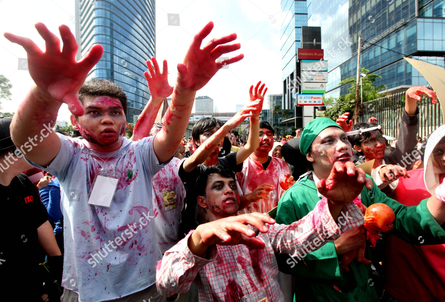 Indonesia Zombie : Zombie Apocalypse Cancelled By Quebec Government