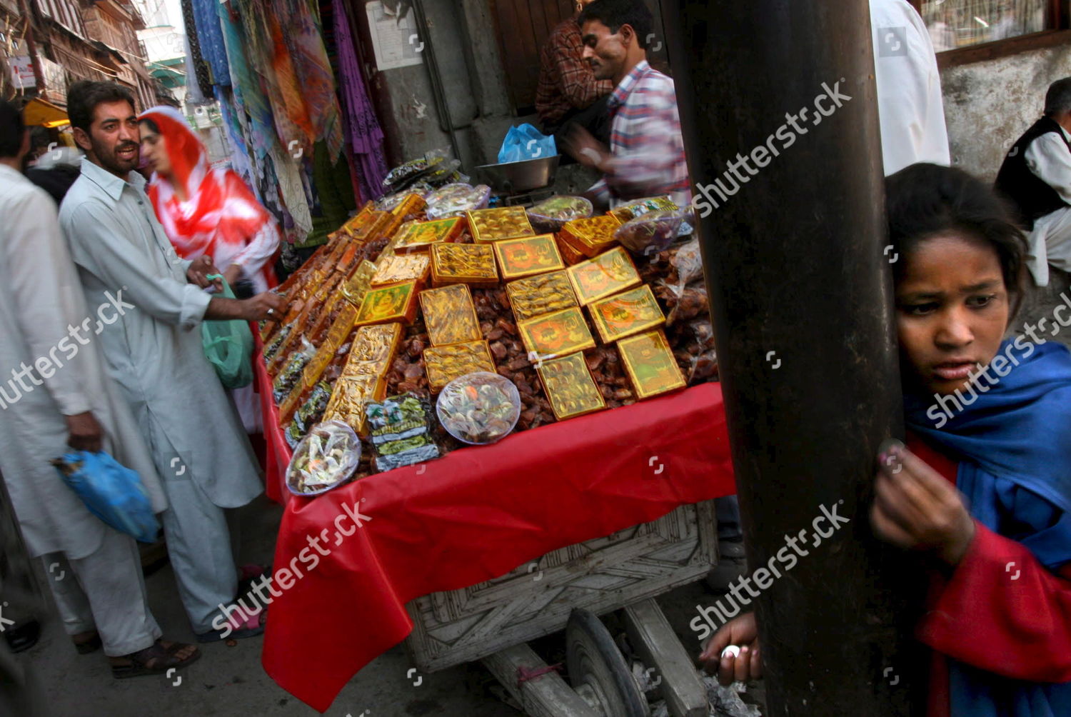 kashmiri-date-vendor-l-yells-attract-editorial-stock-photo-stock