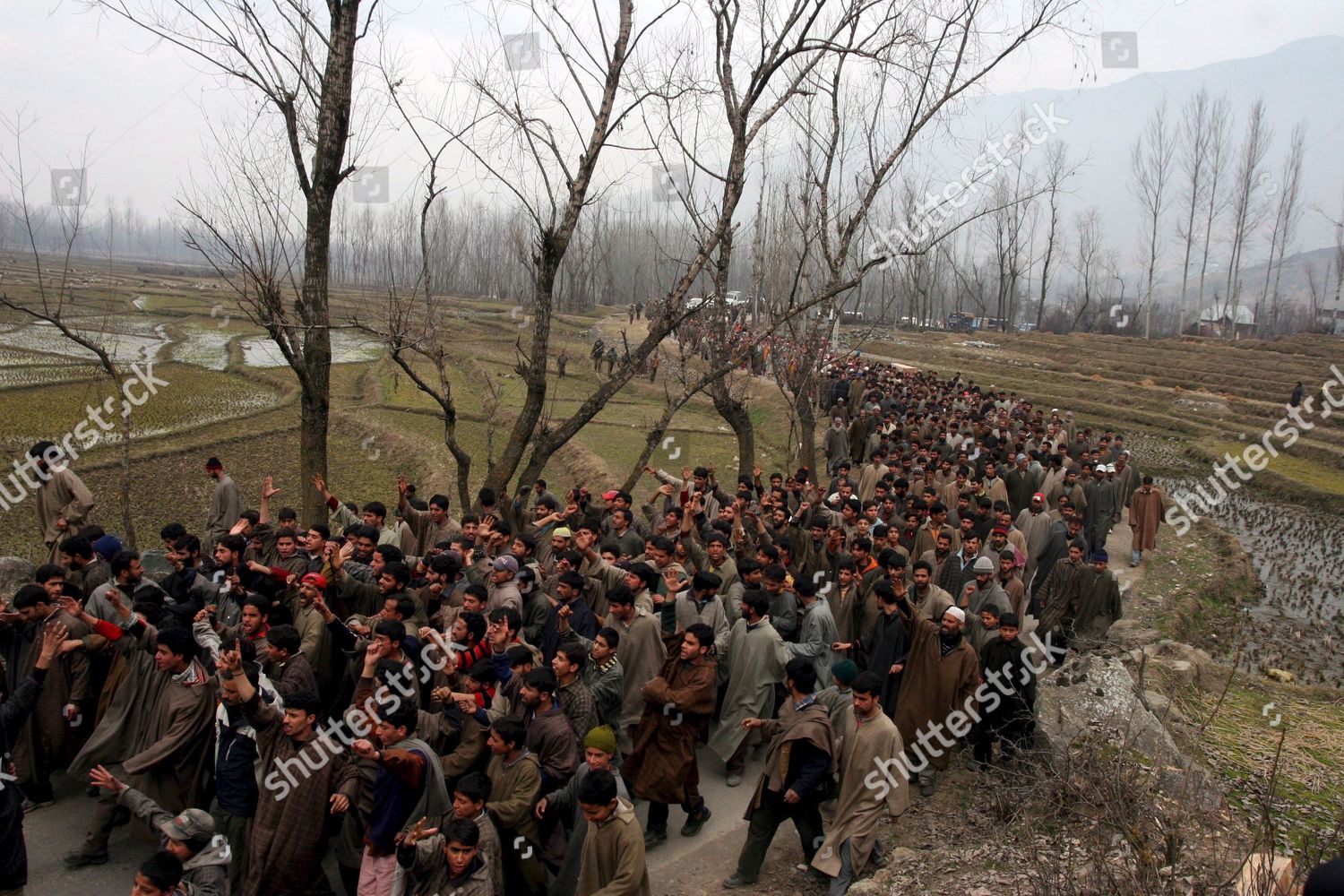 Kashmiri Villagers Shout Profreedom Slogans They Editorial Stock Photo ...