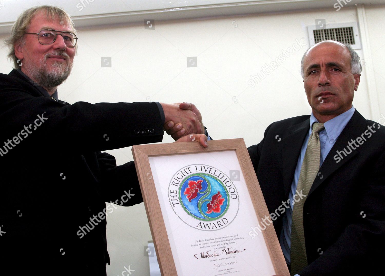 Nuclear Whistleblower Mordechai Vanunu R Receives Editorial Stock Photo ...