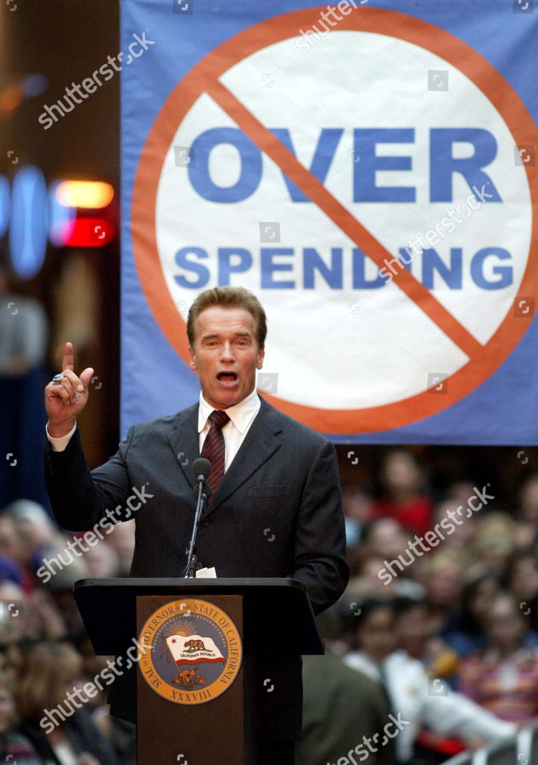 Governor Arnold Schwarzenegger Speaks About His Editorial Stock Photo