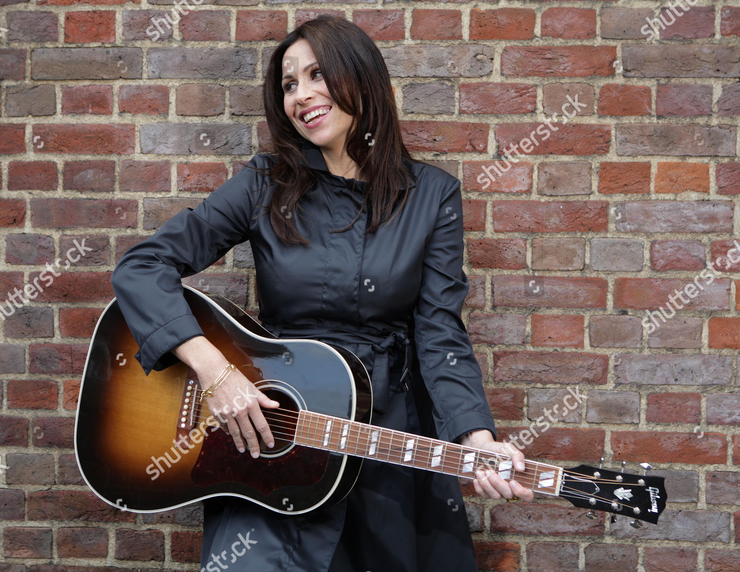 Minnie Driver Poses Gibson Dove Guitar Editorial Stock Photo - Stock ...