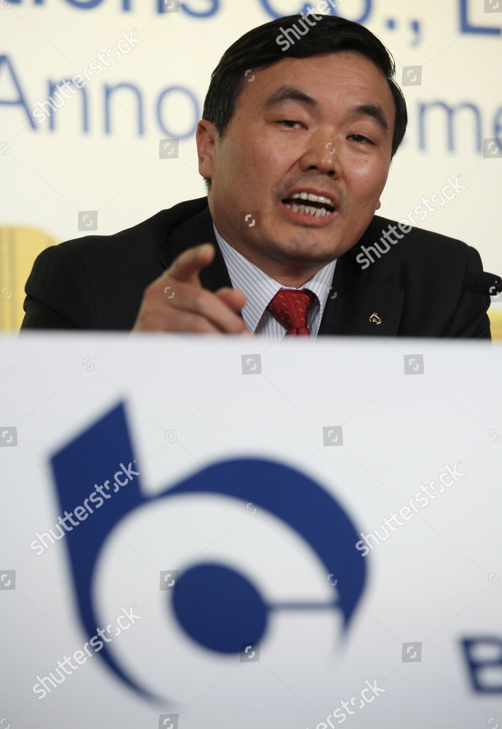 Hu Huaibang Chairman Bank Communications Limited Gestures