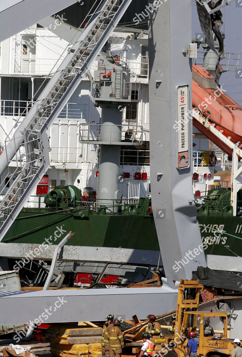 Crews Work Near Fallen Container Crane Editorial Stock Photo - Stock ...