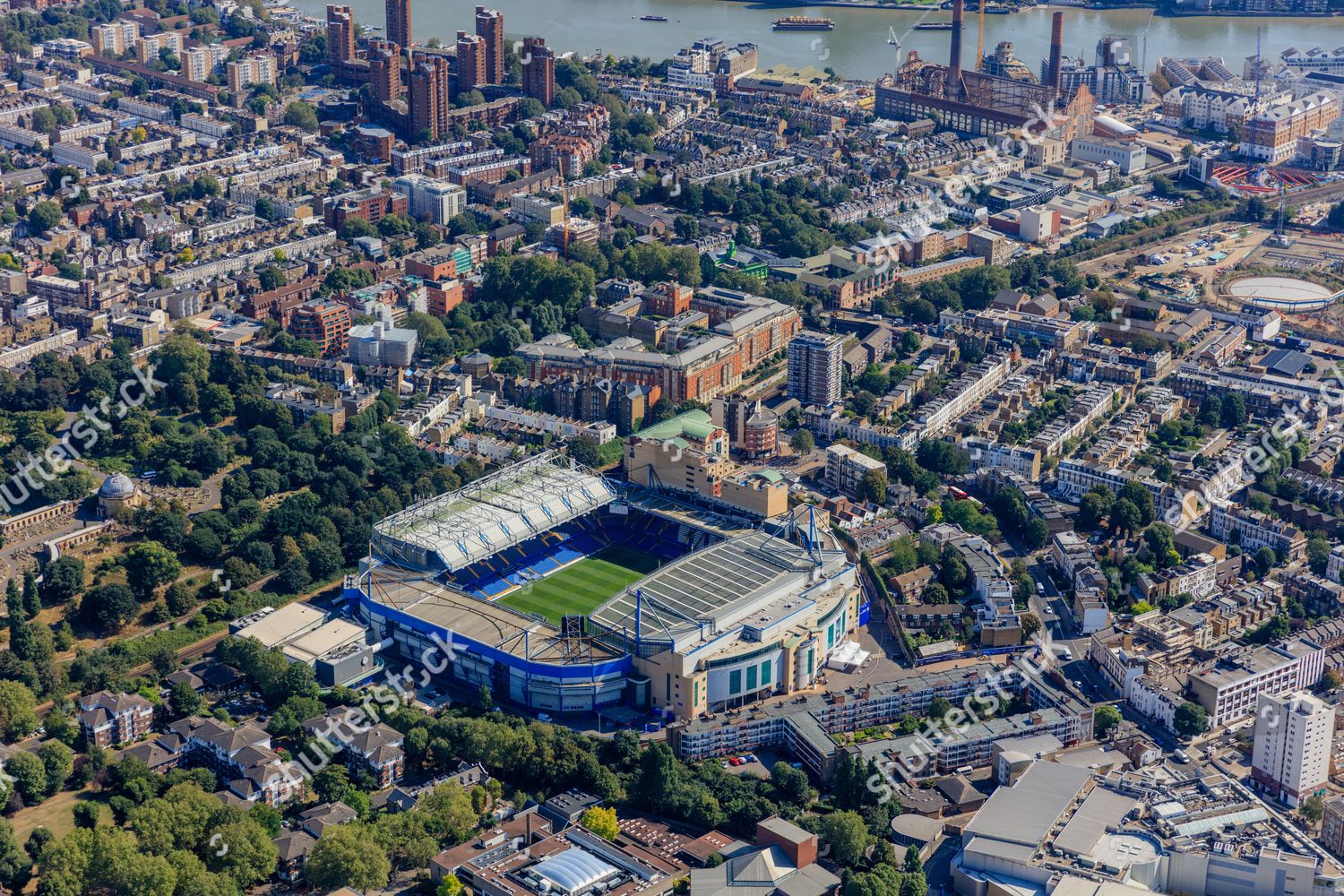 Stamford bridge stadium fulham hi-res stock photography and images