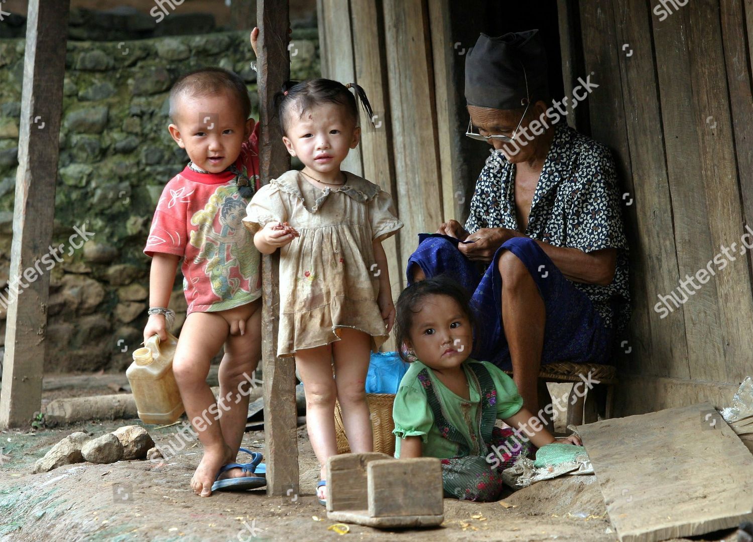 HMONG HILL TRIBE CHILDREN THEIR GRANDMOTHER Editorial Stock Photo ...