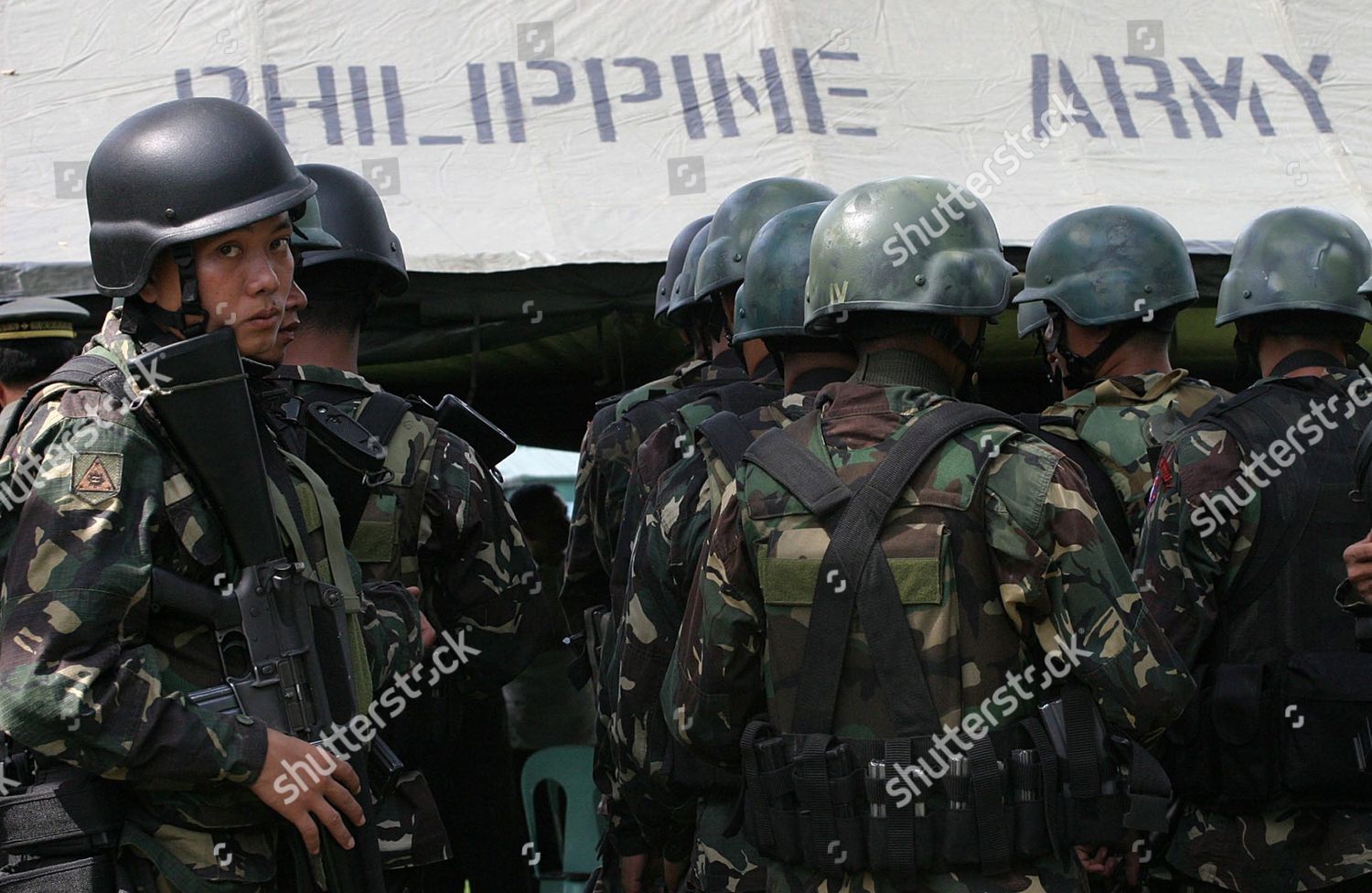 Filipino Soldiers Armed M16 Armalites Line Editorial Stock Photo ...