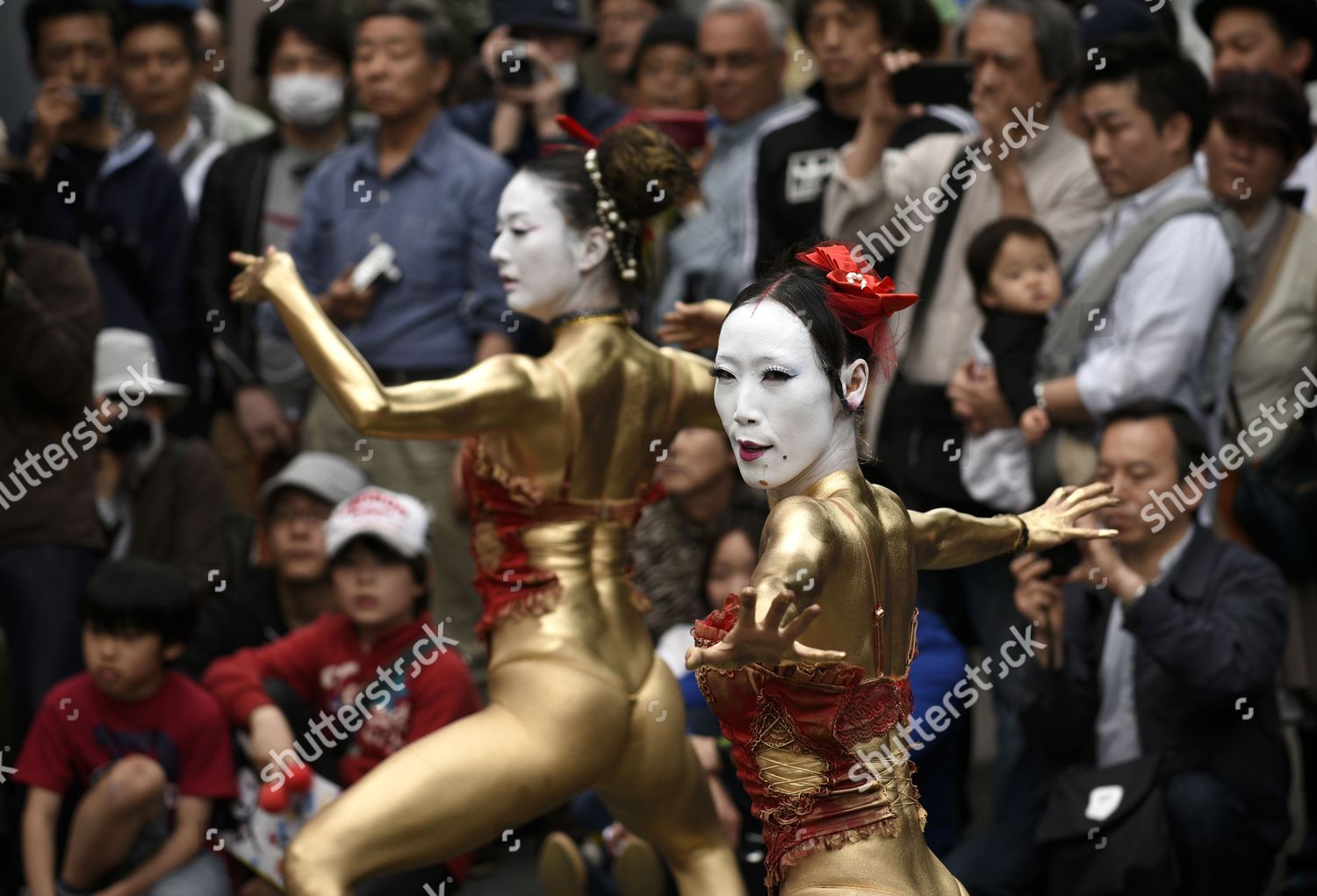 Dancers Japanese Butoh Group Goldens Dairakudakan Editorial Stock Photo ...