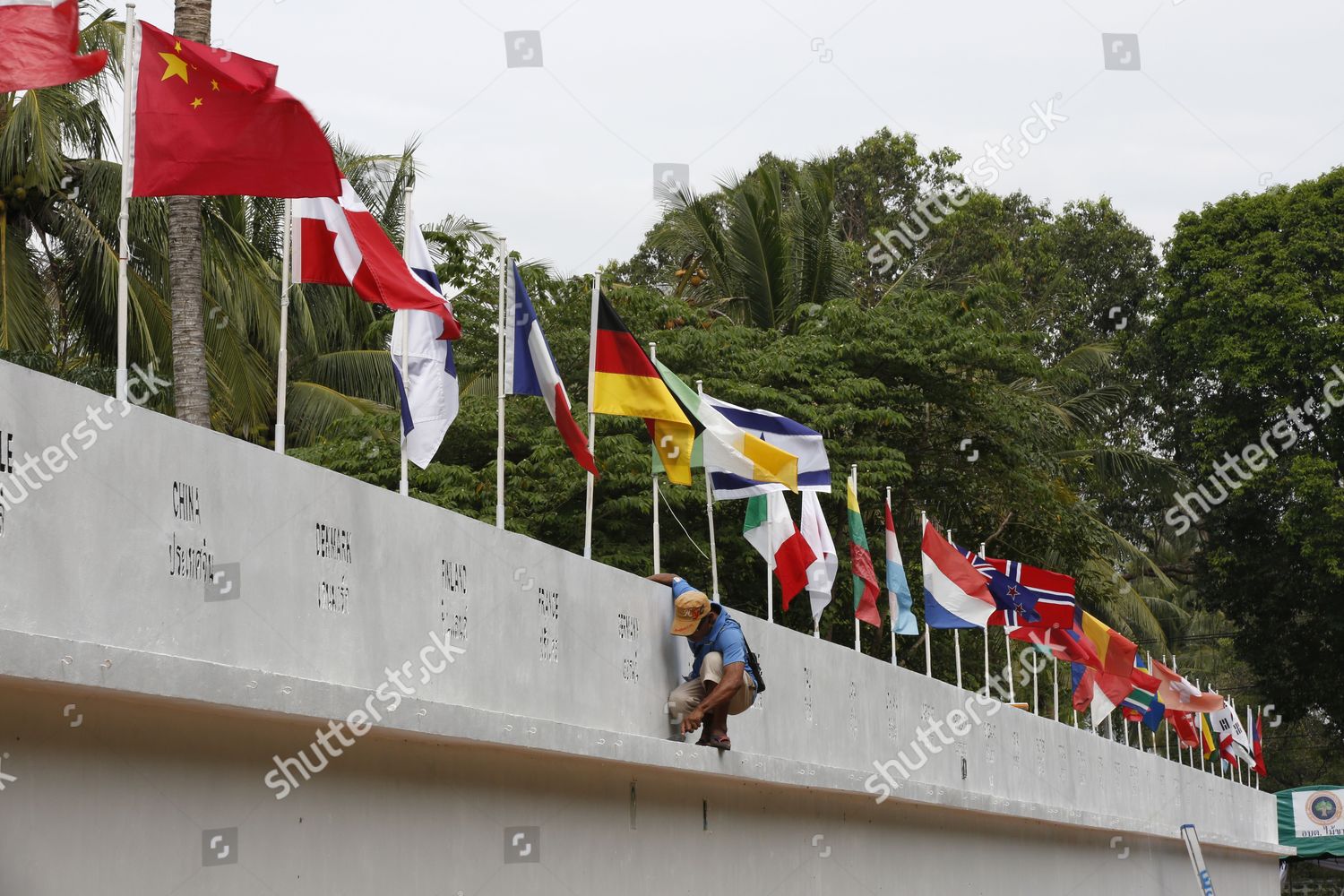 Thai Workers Raise Flags Prepare Tsunami Editorial Stock Photo Stock