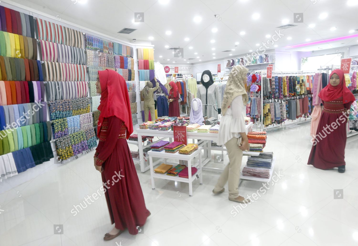 muslim hijab store